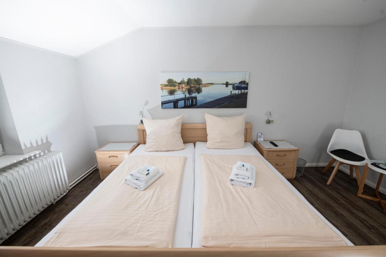 Zum Alten Faehrhaus - Bed & Breakfast Wrohm Kültér fotó