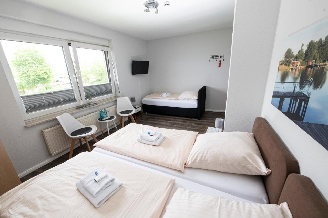 Zum Alten Faehrhaus - Bed & Breakfast Wrohm Kültér fotó